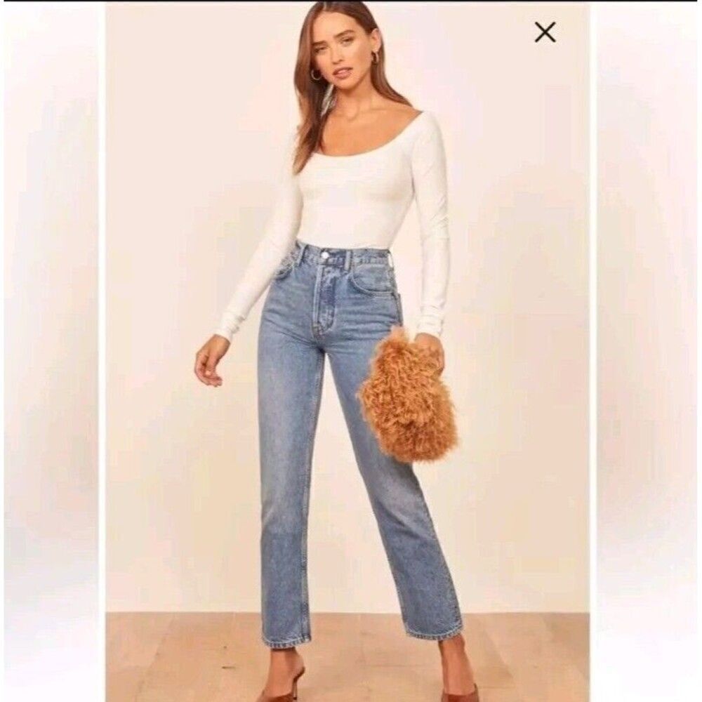 REFORMATION JEANS High Rise Malta Wash Straight Leg Denim Size 26 Button Fly